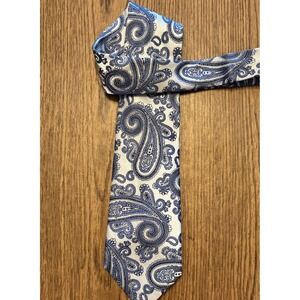 Vintage BACHRACH Silver And Blue Paisley 100% Silk Necktie 60 inches long